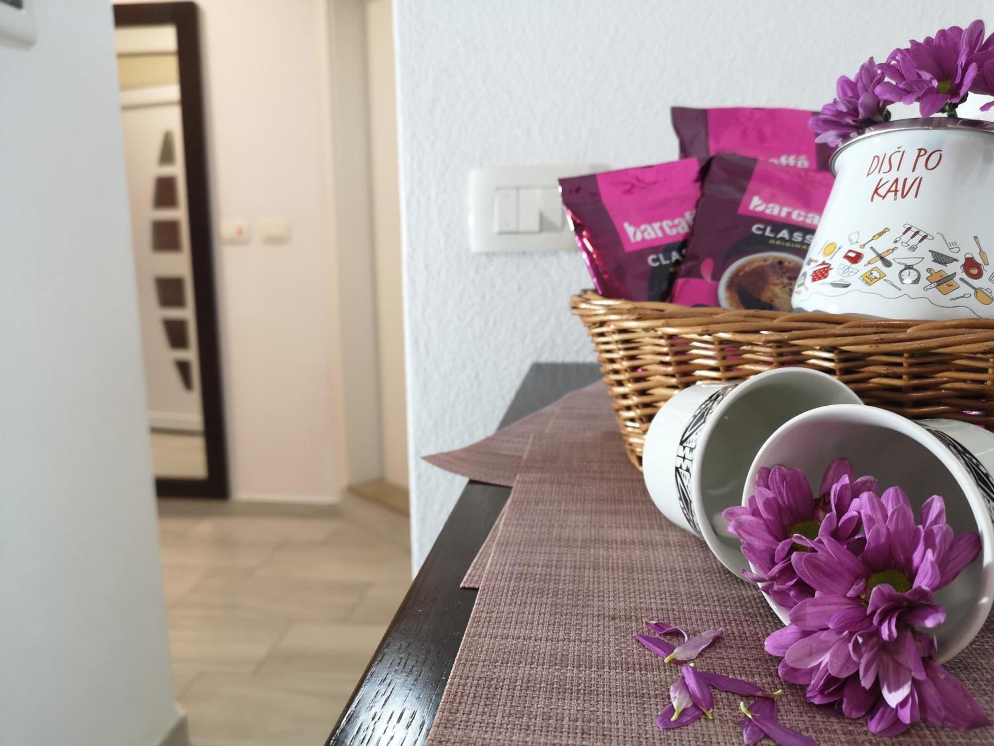 פיראן Apartments Zababa מראה חיצוני תמונה
